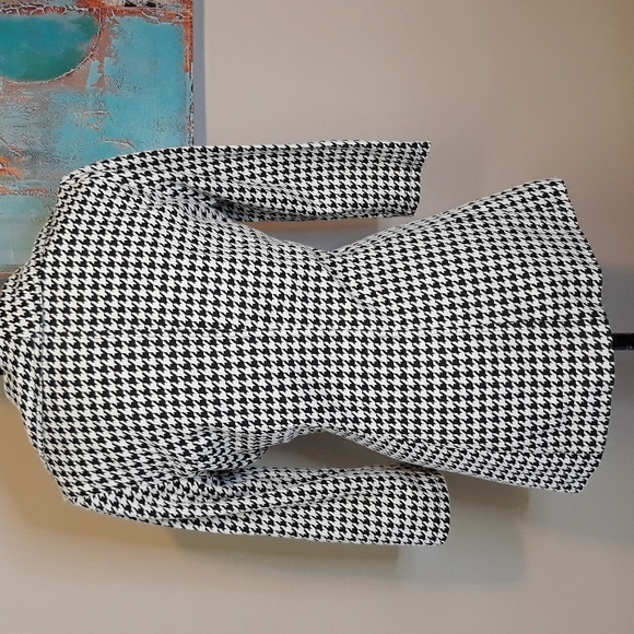 Calvin Klein/ Black/ White/ Houndstooth/ Jacket - Picture 8 of 8